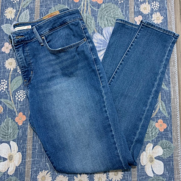 Levi's Denim - Mid-rise Levi’s skinny jeans, med wash size 18W
